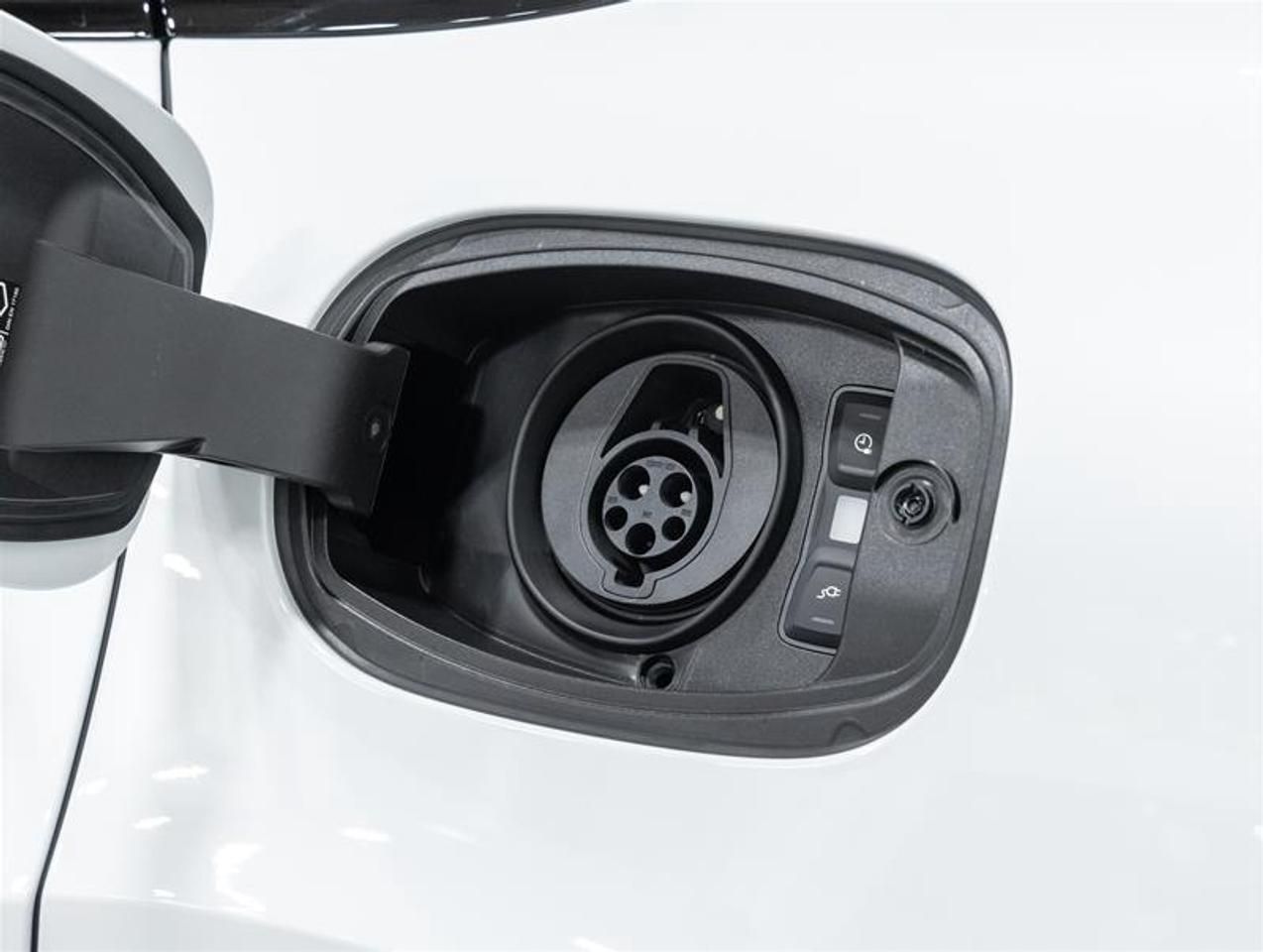 2026 Porsche Cayenne  Photo