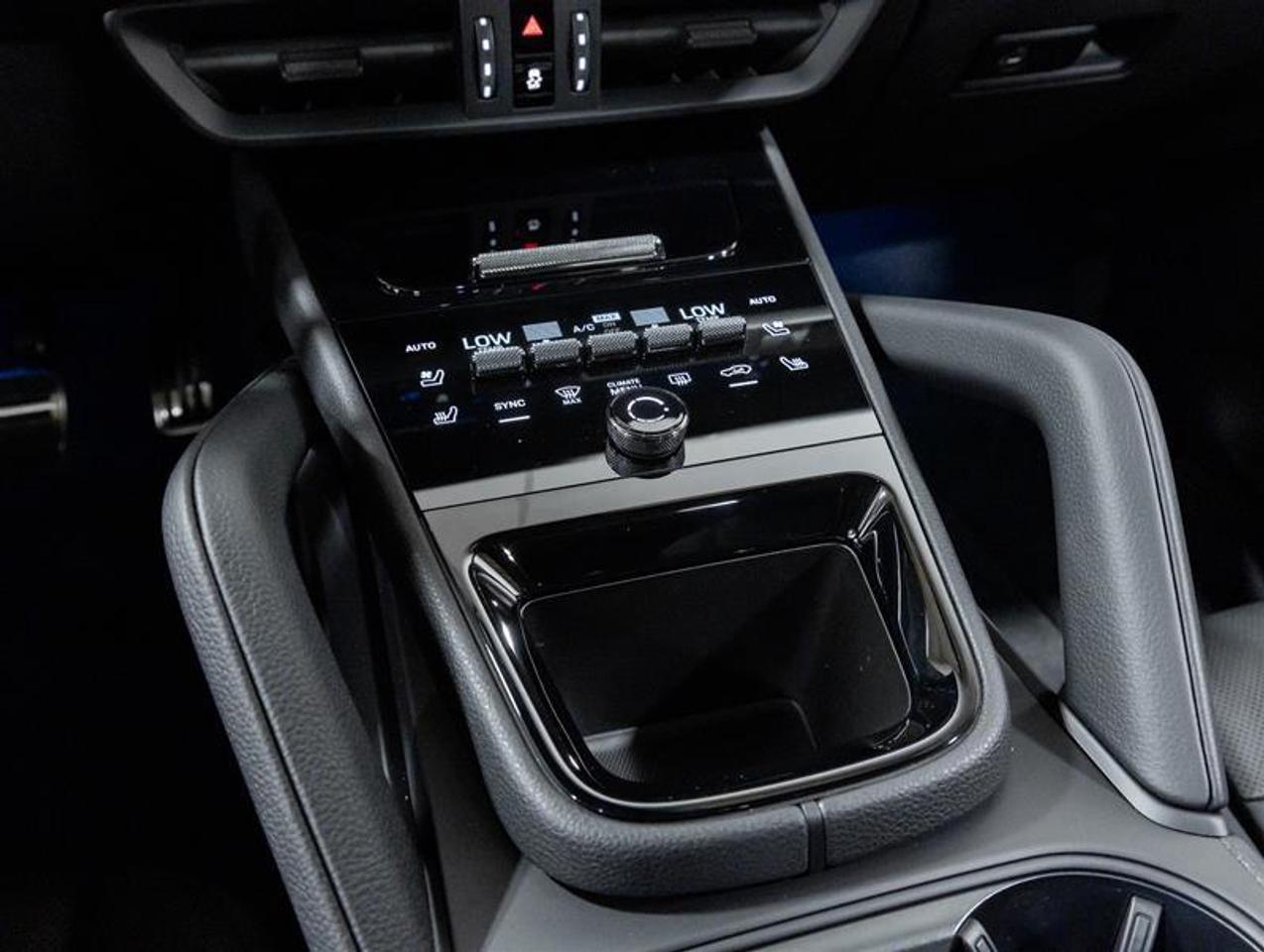 2026 Porsche Cayenne  Photo