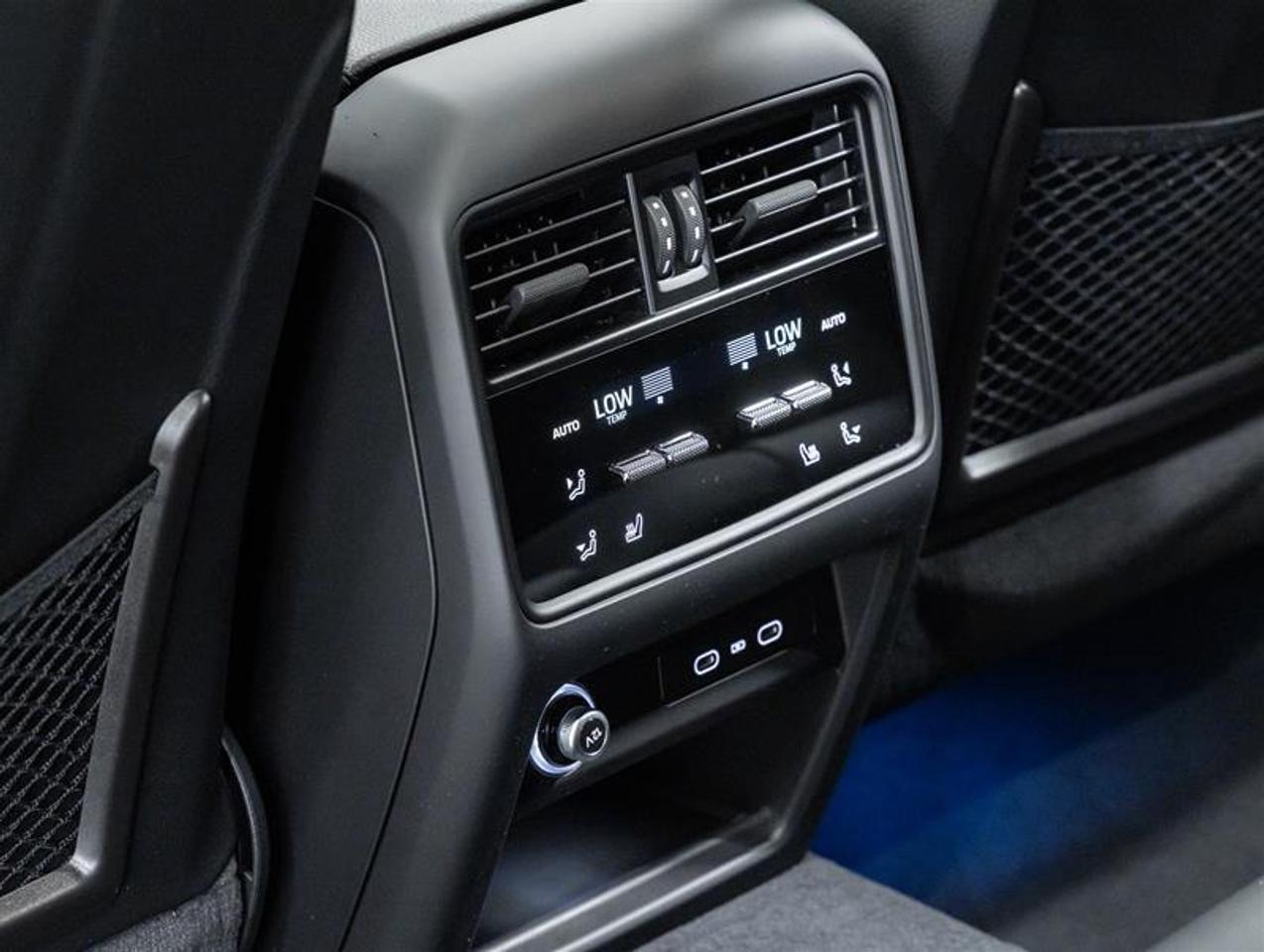 2026 Porsche Cayenne  Photo