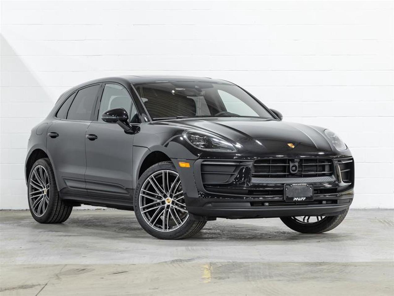 2026 Porsche Macan  Photo