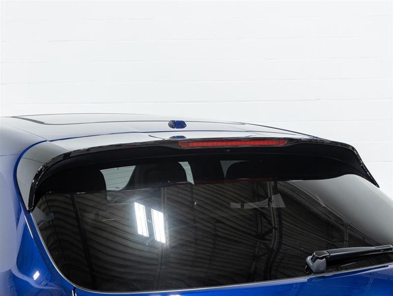 2026 Porsche Macan  Photo