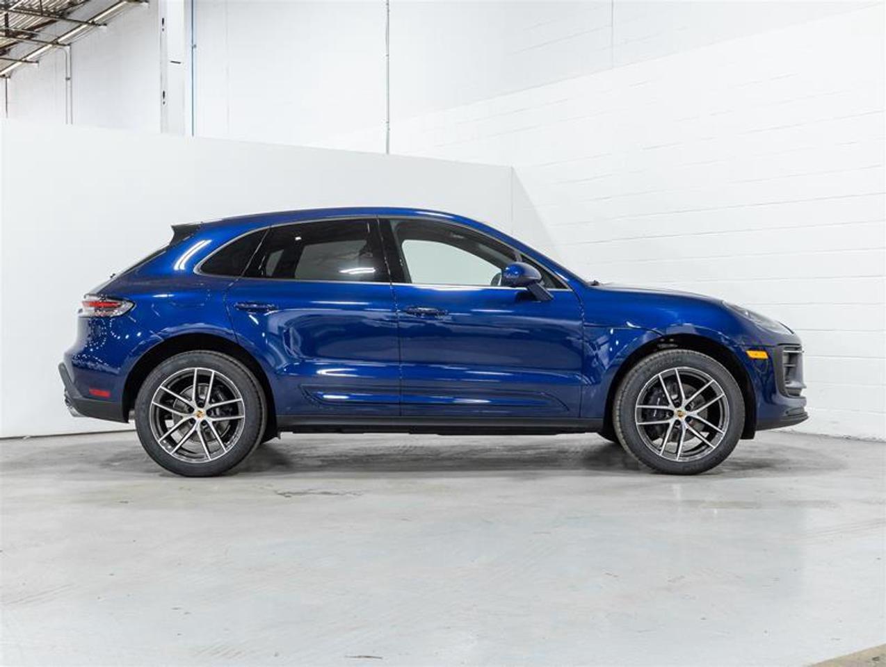 2026 Porsche Macan  Photo