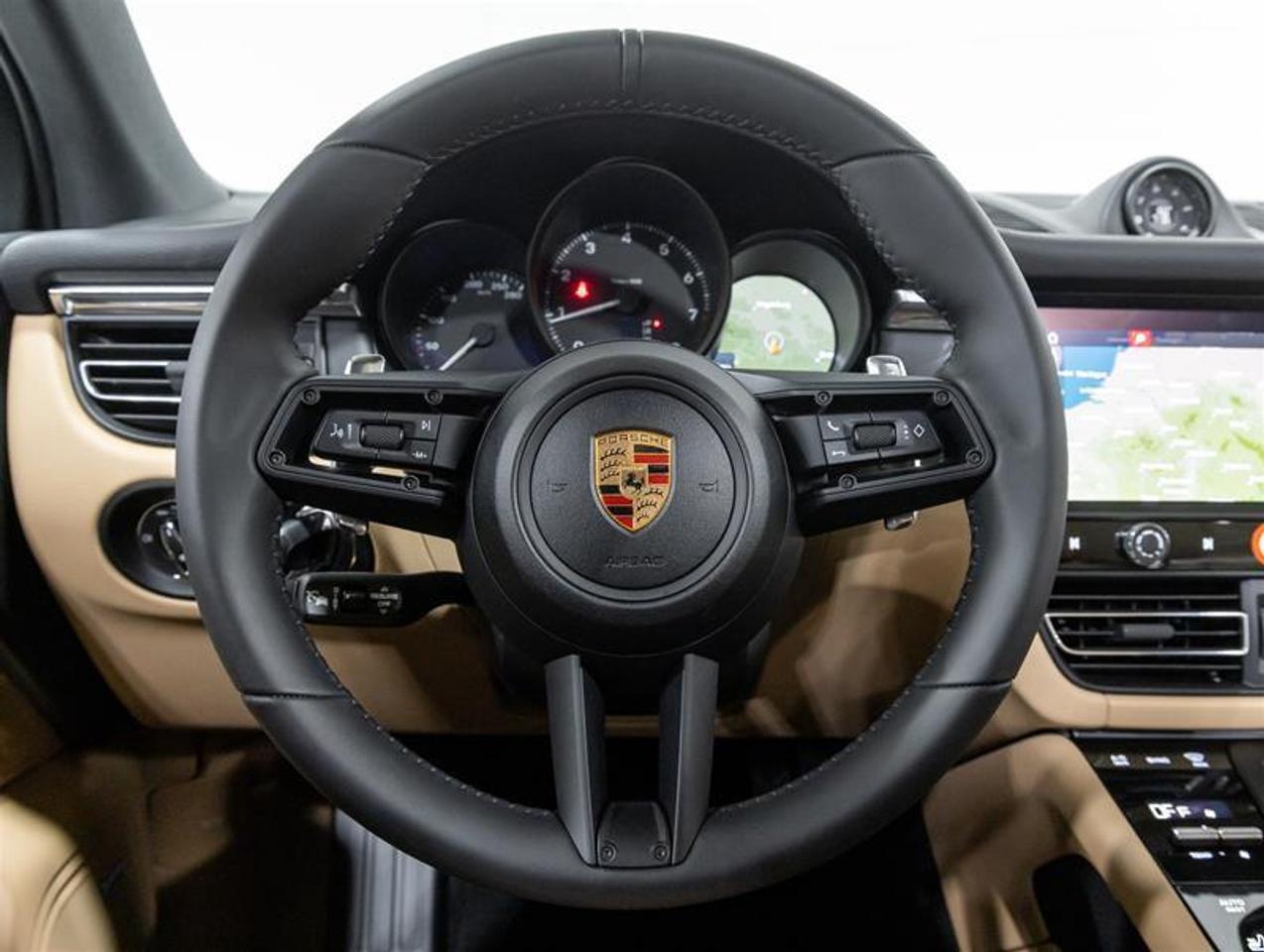 2026 Porsche Macan  Photo