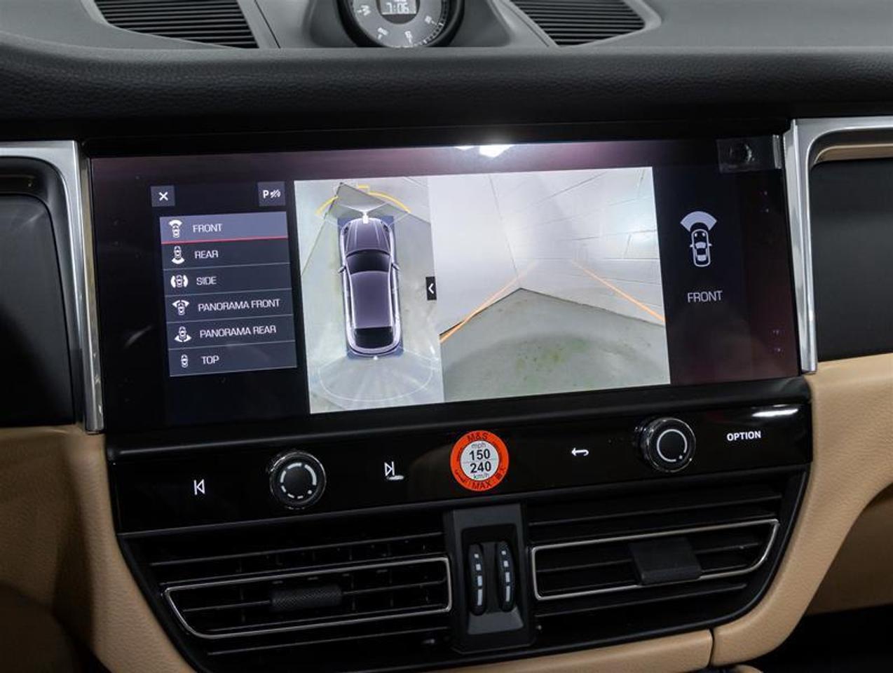 2026 Porsche Macan  Photo