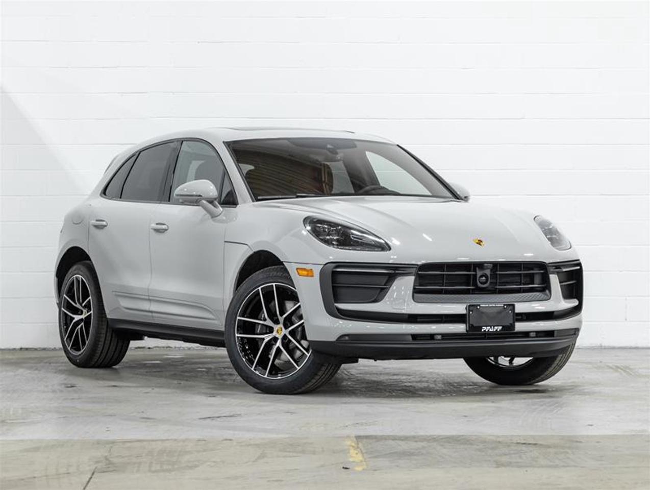 2026 Porsche Macan  Photo