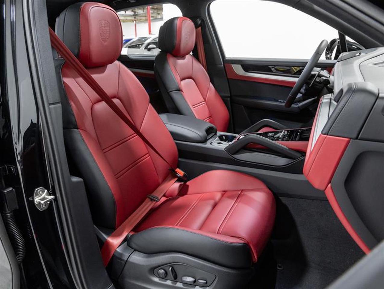 2026 Porsche Cayenne  Photo