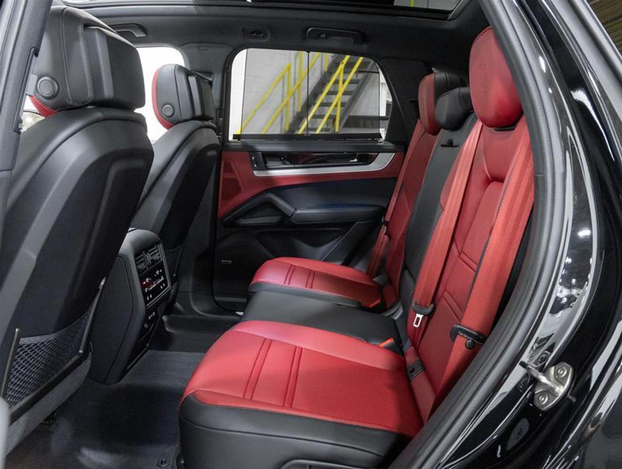 2026 Porsche Cayenne  Photo