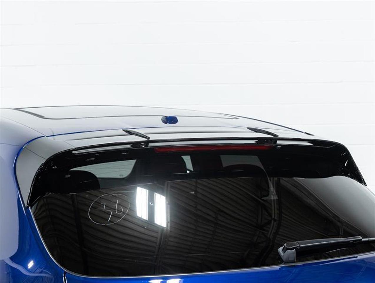 2026 Porsche Macan  Photo