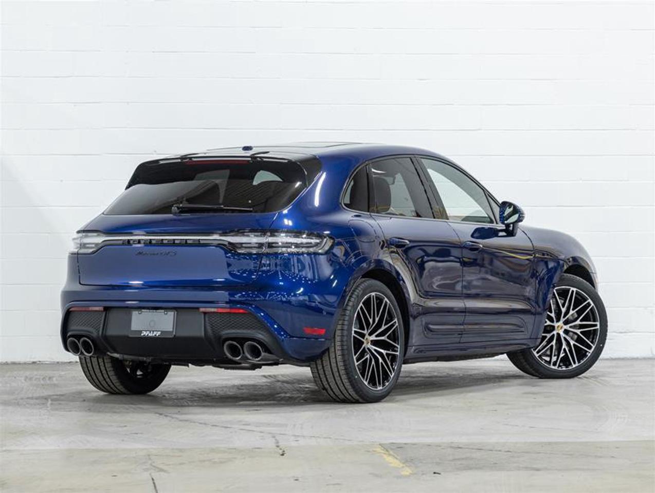 2026 Porsche Macan  Photo
