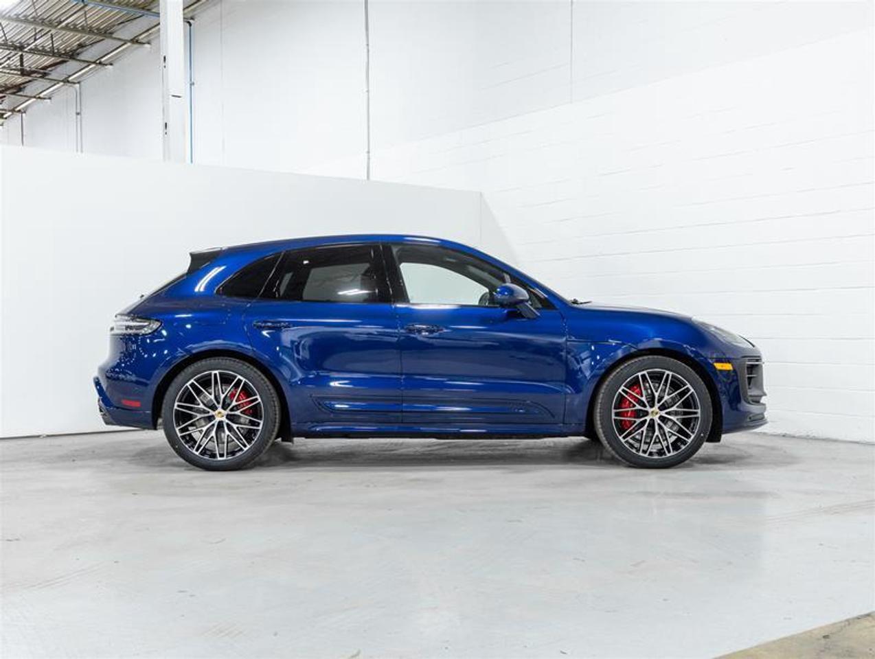 2026 Porsche Macan  Photo