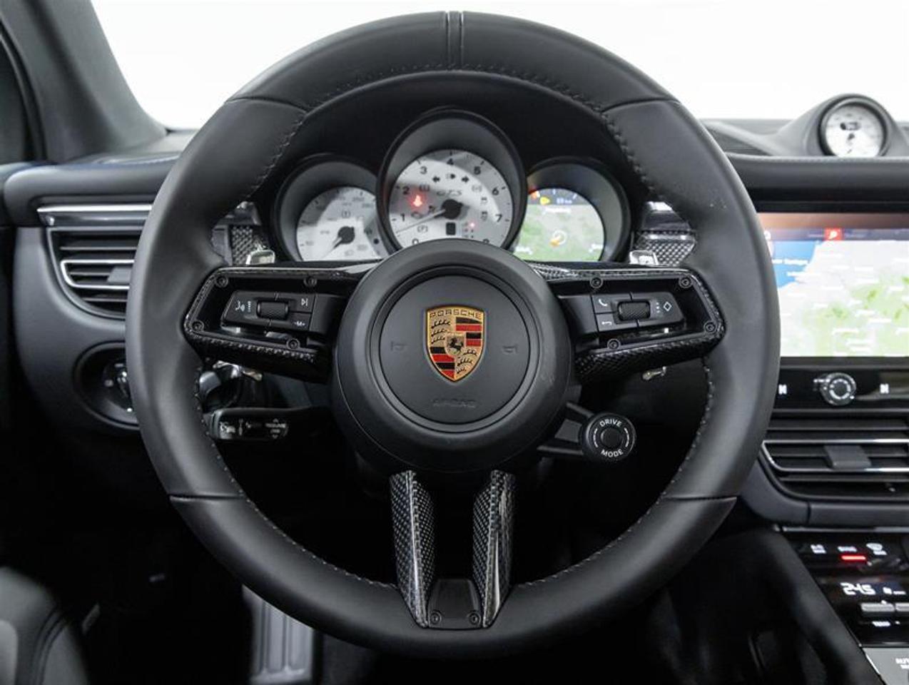 2026 Porsche Macan  Photo