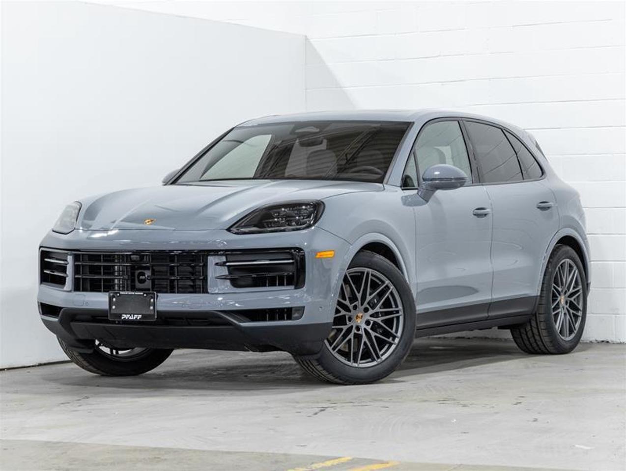 2026 Porsche Cayenne  Photo0