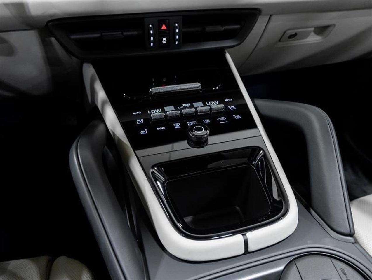 2026 Porsche Cayenne  Photo