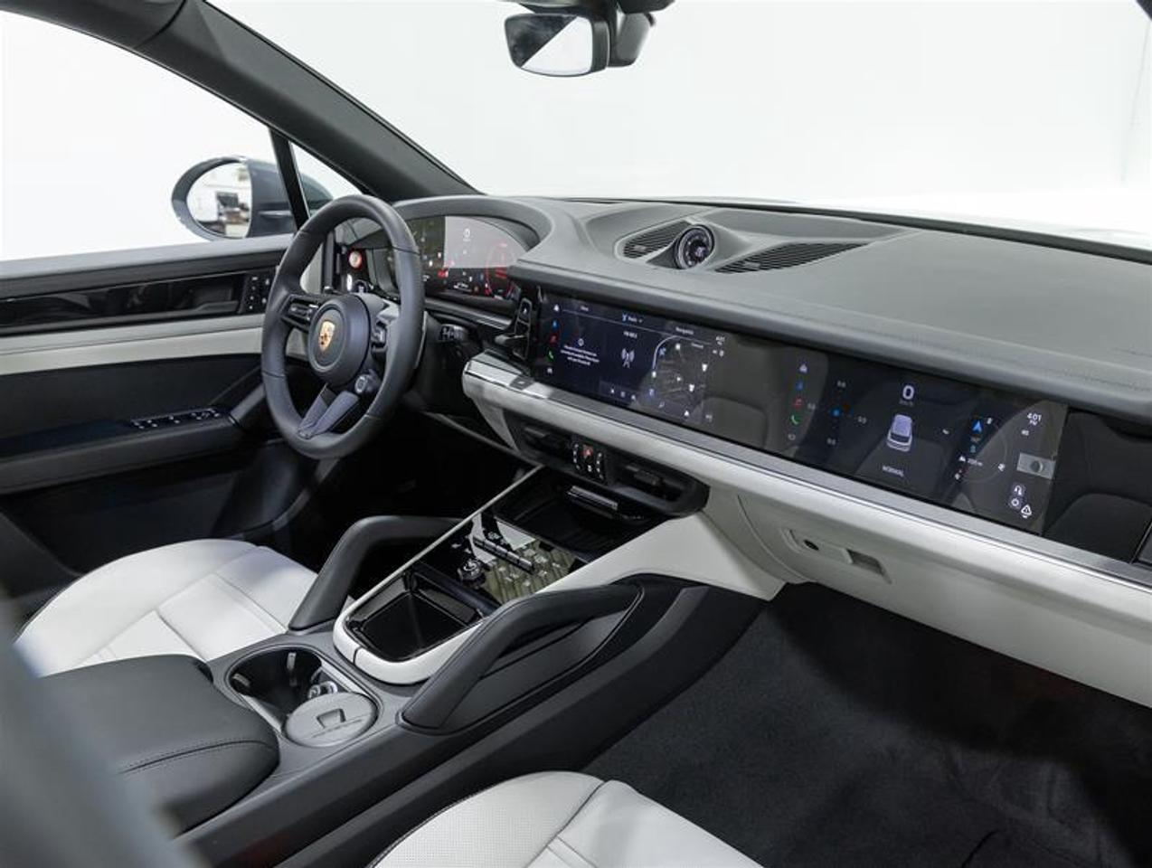 2026 Porsche Cayenne  Photo