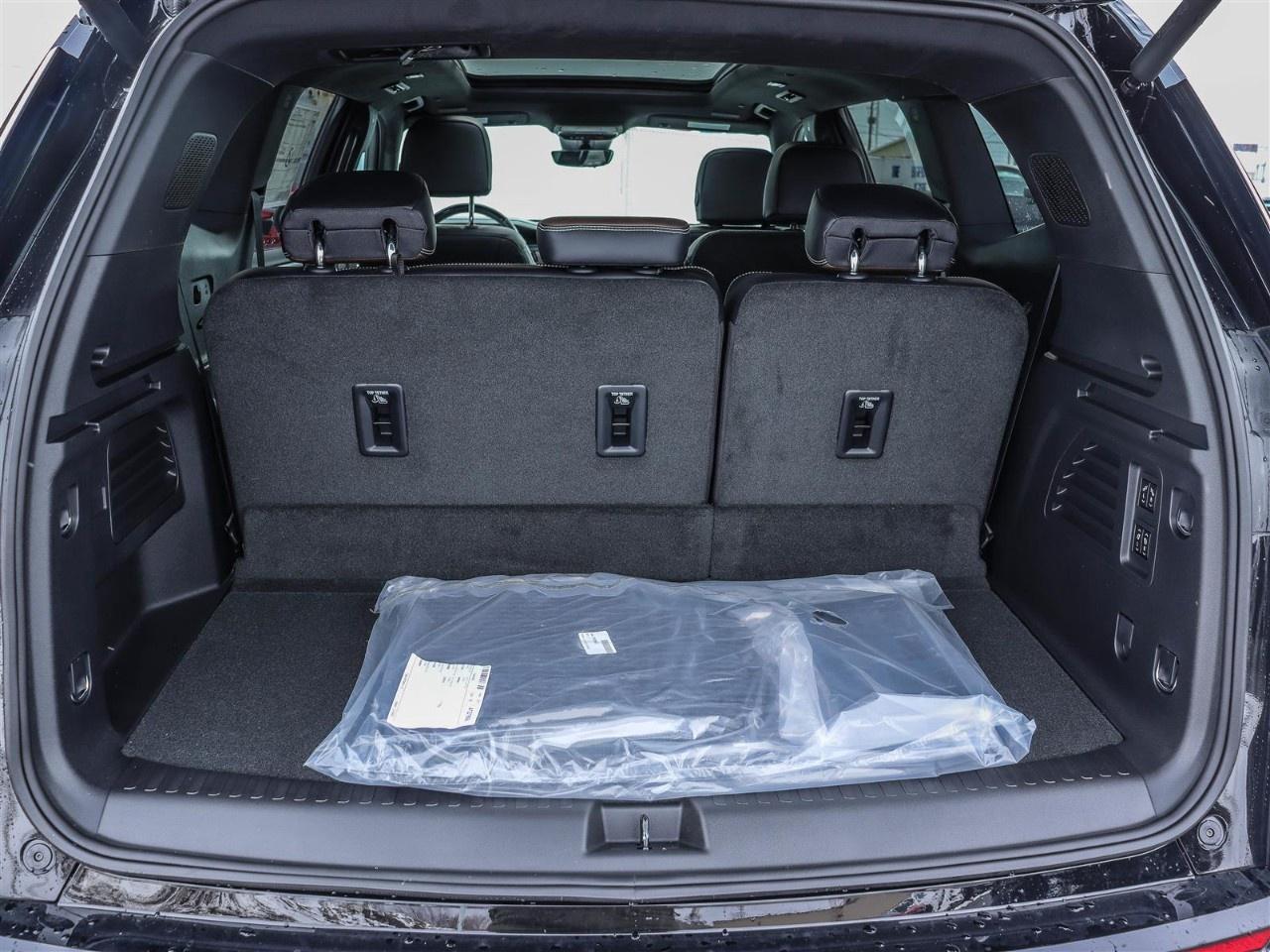 2026 GMC Acadia AWD Denali Ultimate Photo