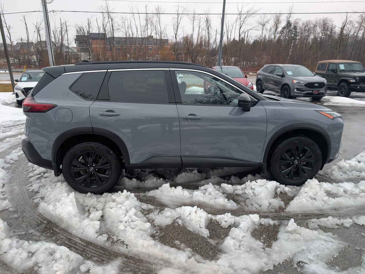 2023 Nissan Rogue SV Midnight Edition 4dr All-Wheel Drive Sport Utility Photo