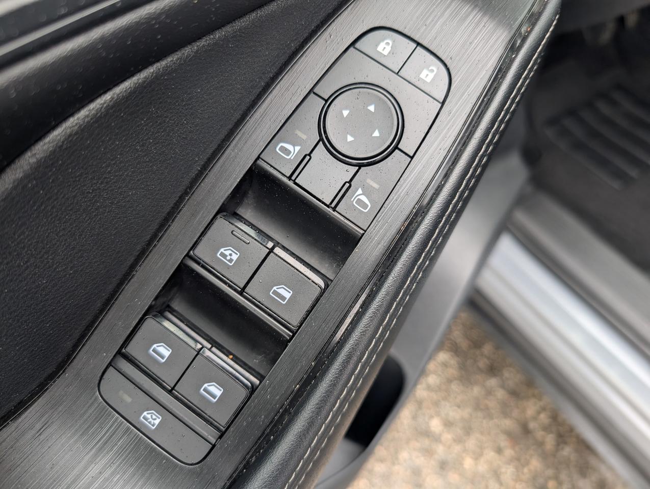 2023 Nissan Rogue SV Midnight Edition 4dr All-Wheel Drive Sport Utility Photo