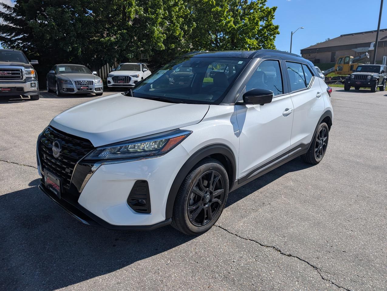 2024 Nissan Kicks SR 4dr Front-Wheel Drive Photo0