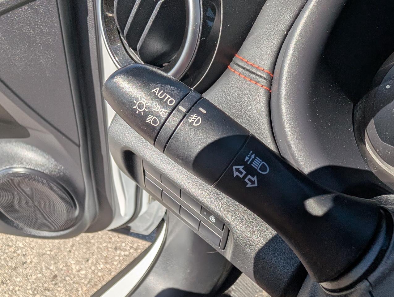 2024 Nissan Kicks SR 4dr Front-Wheel Drive Photo