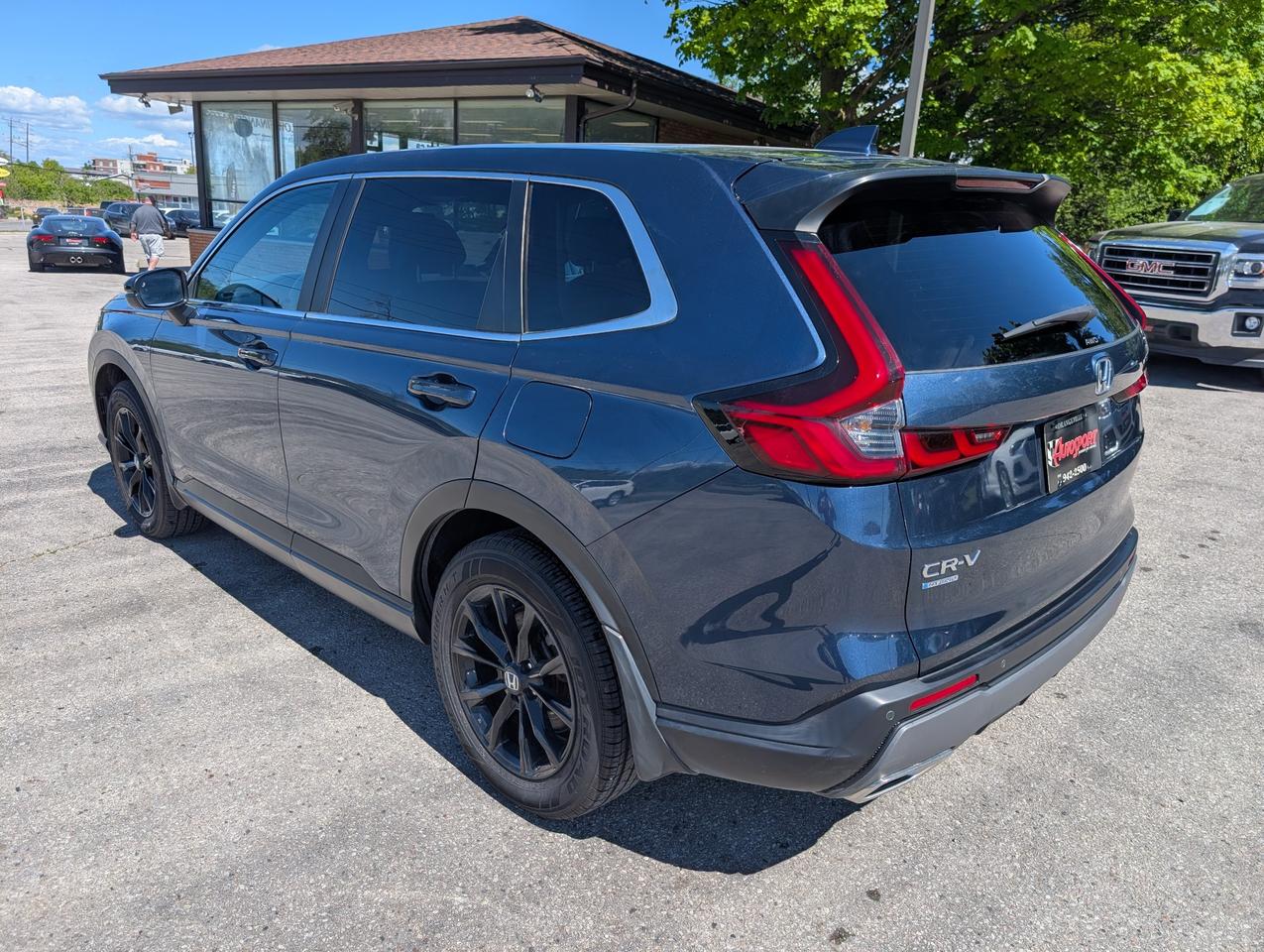 2024 Honda CR-V Hybrid EX-L 4dr All-Wheel Drive Photo2