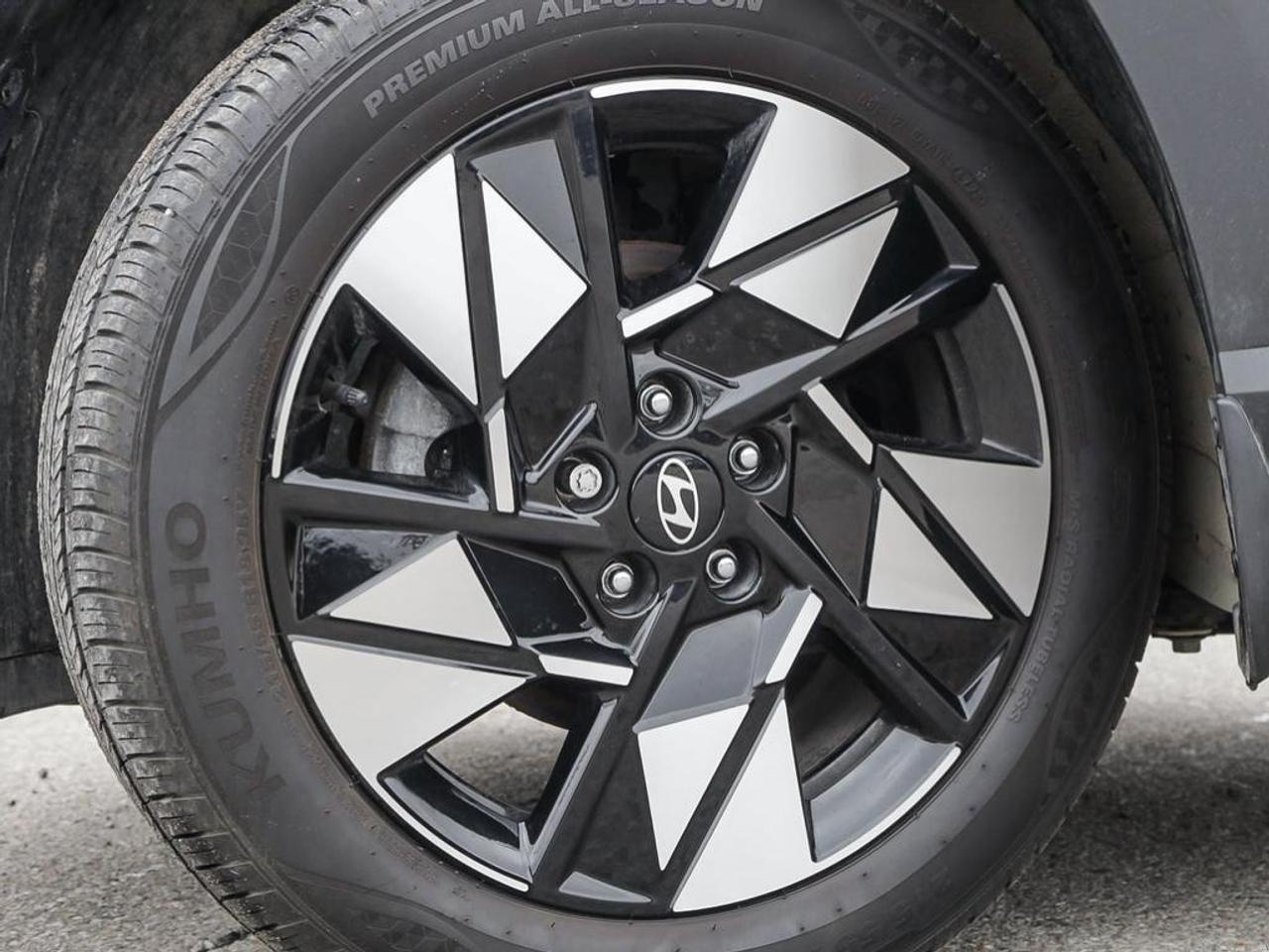 2024 Hyundai KONA 2.0L Preferred 4dr Front-Wheel Drive Photo