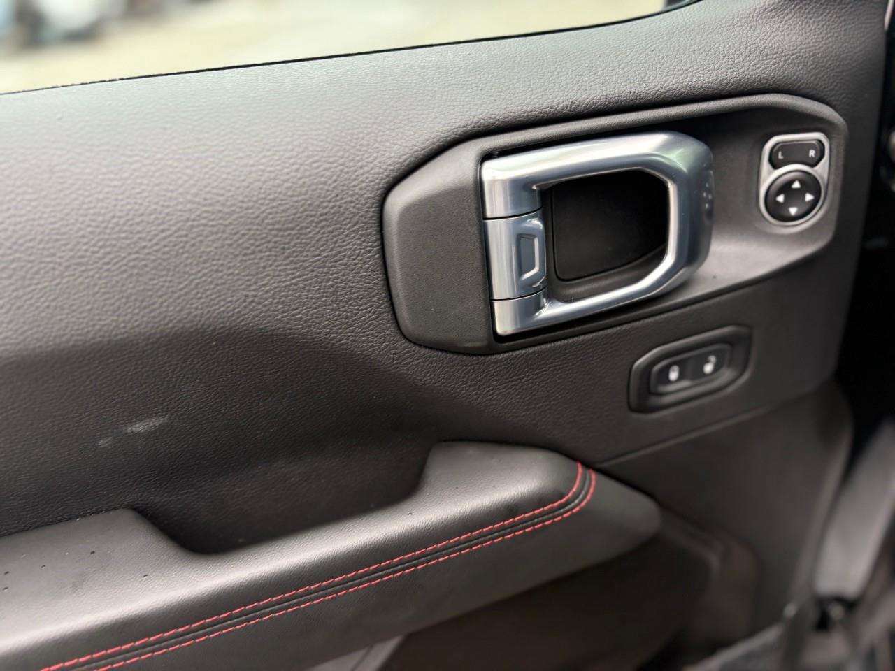 2026 Jeep Wrangler Rubicon 4dr 4x4 Photo3