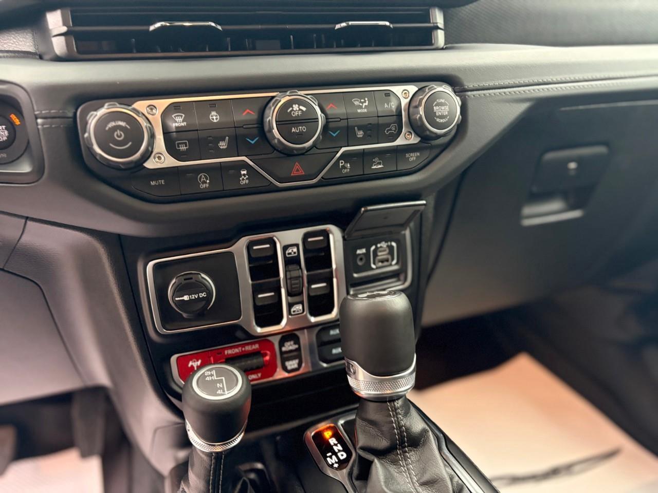 2026 Jeep Wrangler Rubicon 4dr 4x4 Photo