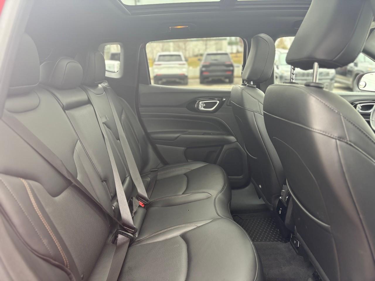 2022 Jeep Compass Limited 4dr 4x4 Photo