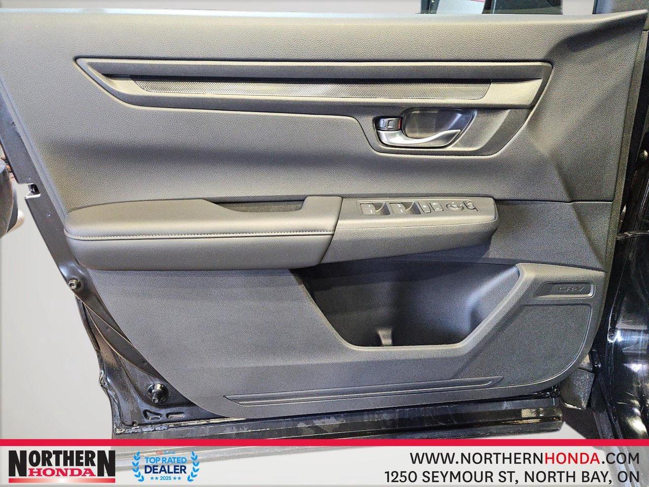 2025 Honda CR-V LX AWD Photo