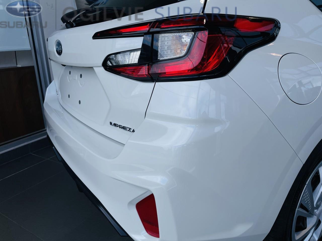 2026 Subaru Impreza Convenience 4dr Hatchback Photo