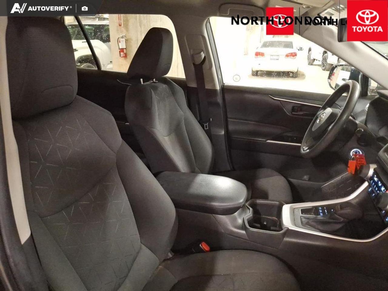 2023 Toyota RAV4 LE 4dr All-wheel Drive Photo