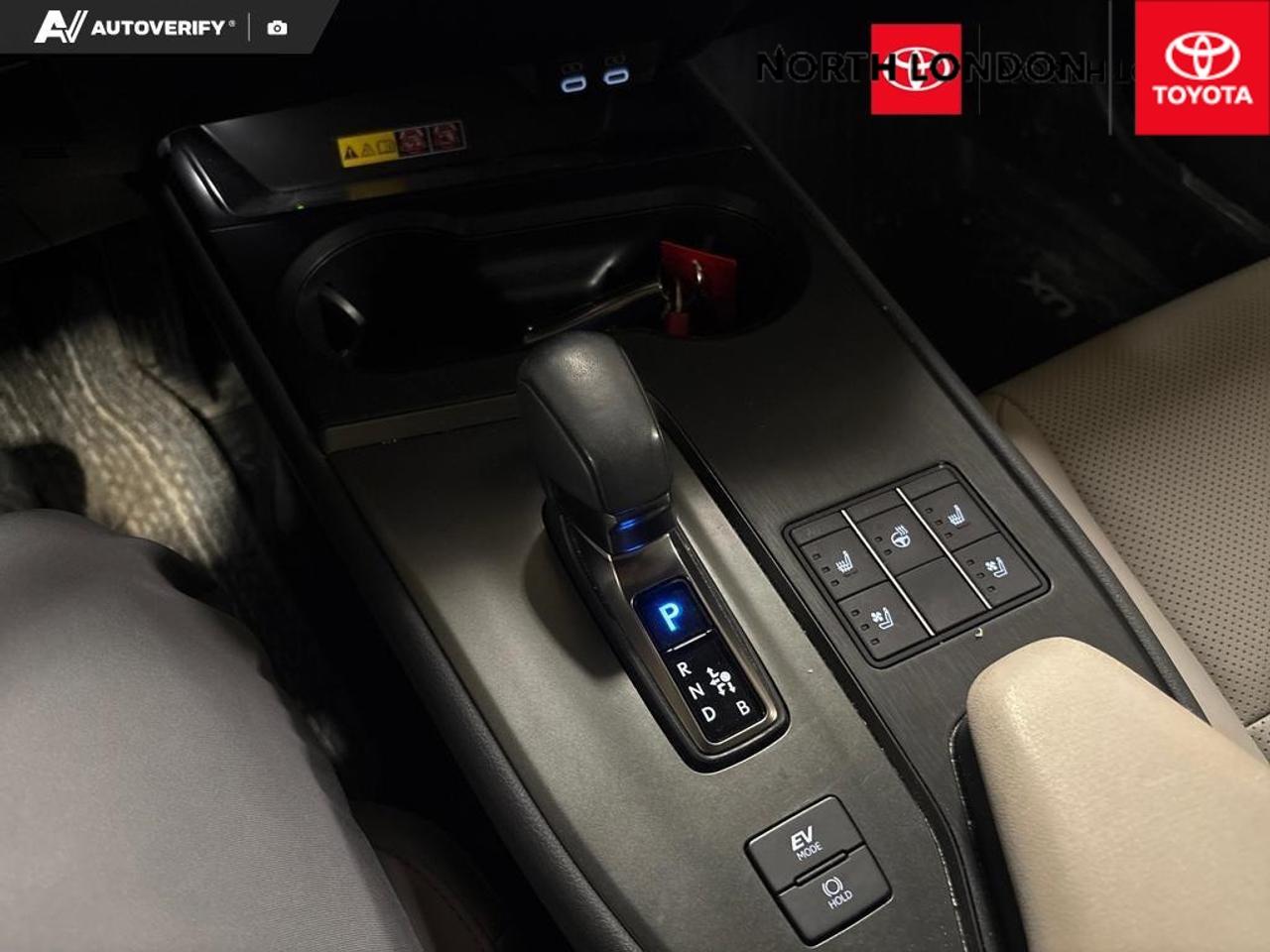 2025 Lexus UX 300H Base 4dr All-Wheel Drive Photo