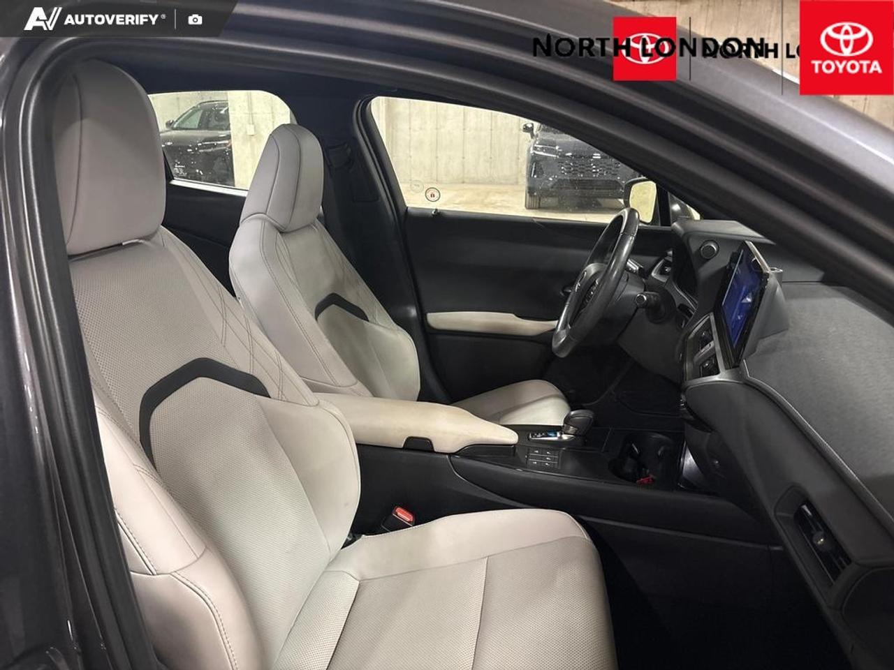 2025 Lexus UX 300H Base 4dr All-Wheel Drive Photo