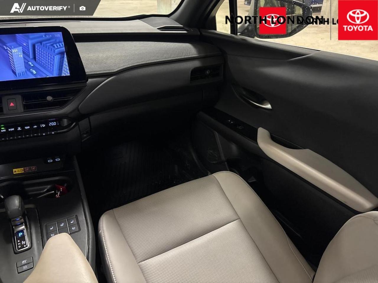 2025 Lexus UX 300H Base 4dr All-Wheel Drive Photo