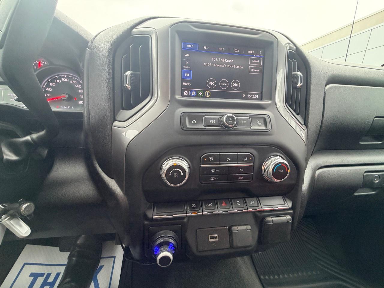 2020 GMC Sierra 1500 Crew Cab Short Box 4-Wheel Drive Photo