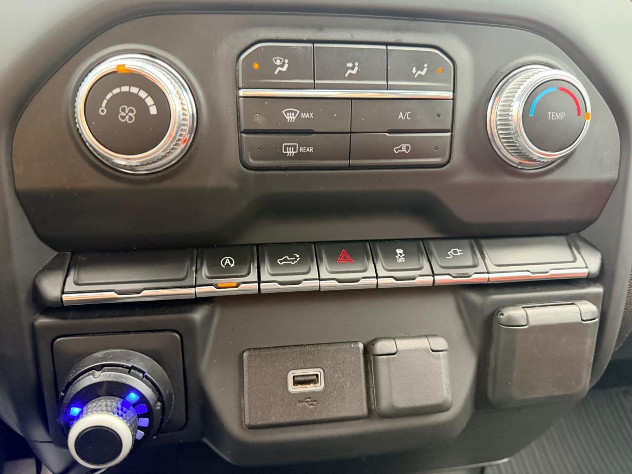 2020 GMC Sierra 1500 Crew Cab Short Box 4-Wheel Drive Photo