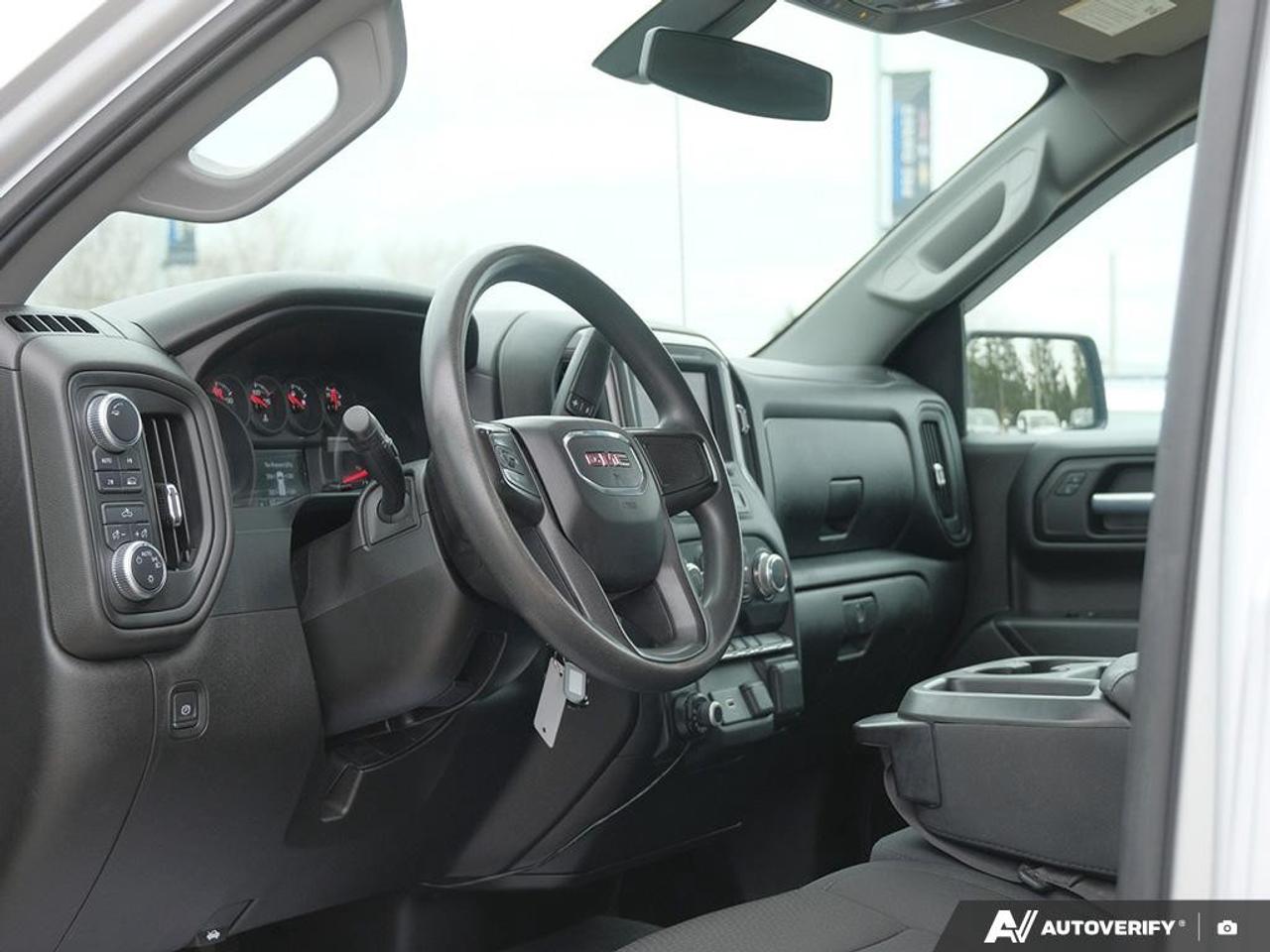 2020 GMC Sierra 1500 Crew Cab Short Box 4-Wheel Drive Photo