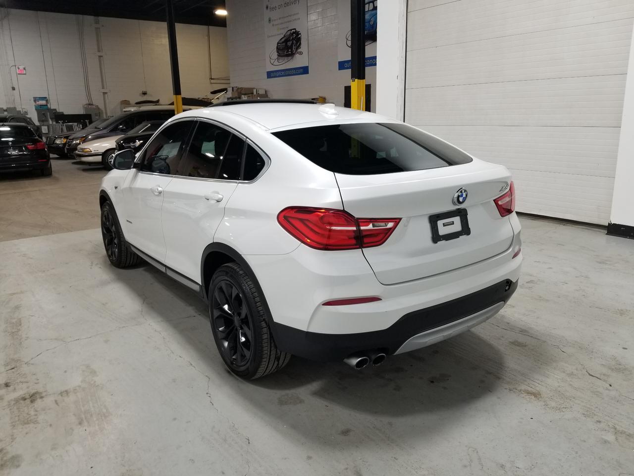 2018 BMW X4 xDrive28i 4dr All-Wheel Drive Sports Activity Coupe Photo4