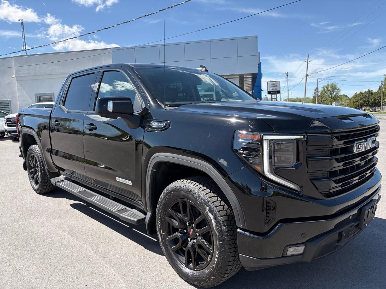 2026 GMC Sierra 1500 Crew Cab Short Box 4-Wheel Drive Elevation Photo