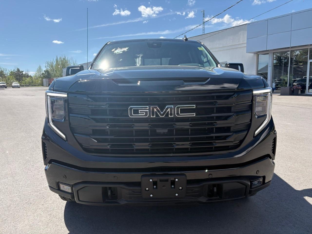 2026 GMC Sierra 1500 Crew Cab Short Box 4-Wheel Drive Elevation Photo