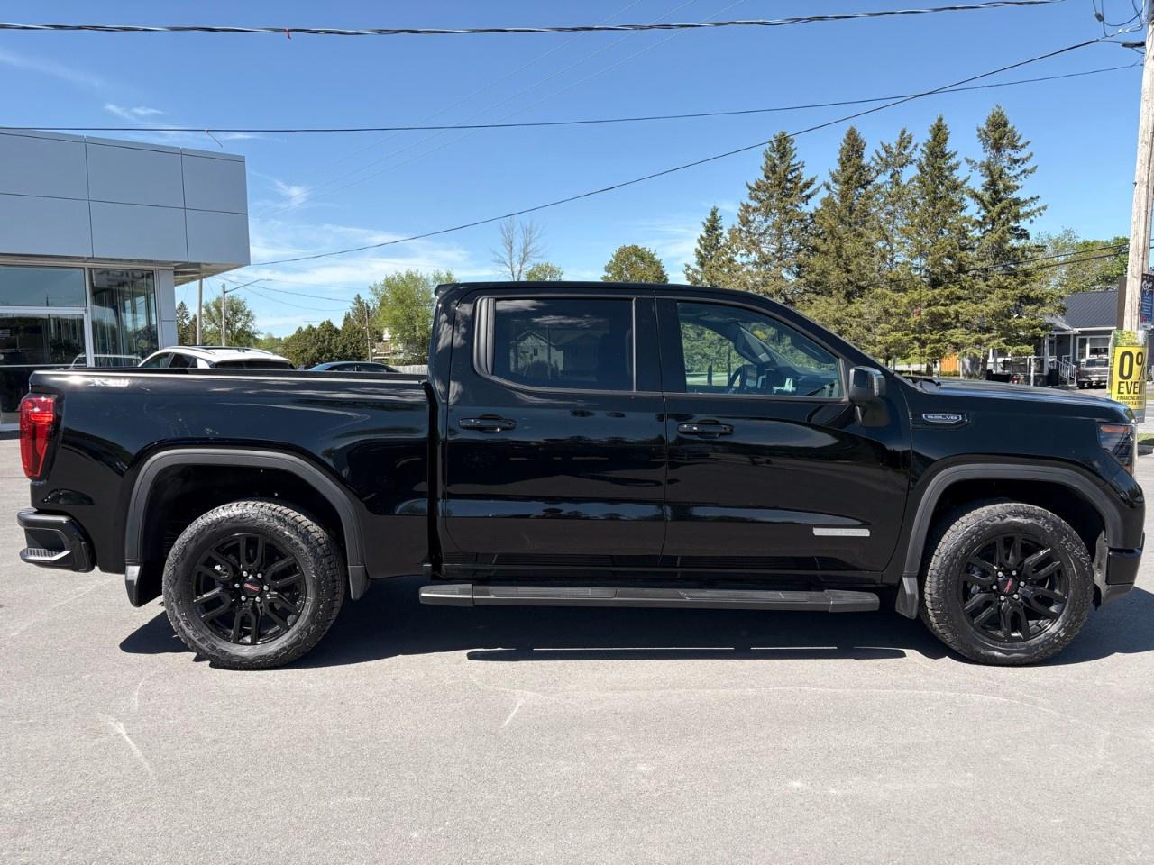 2026 GMC Sierra 1500 Crew Cab Short Box 4-Wheel Drive Elevation Photo