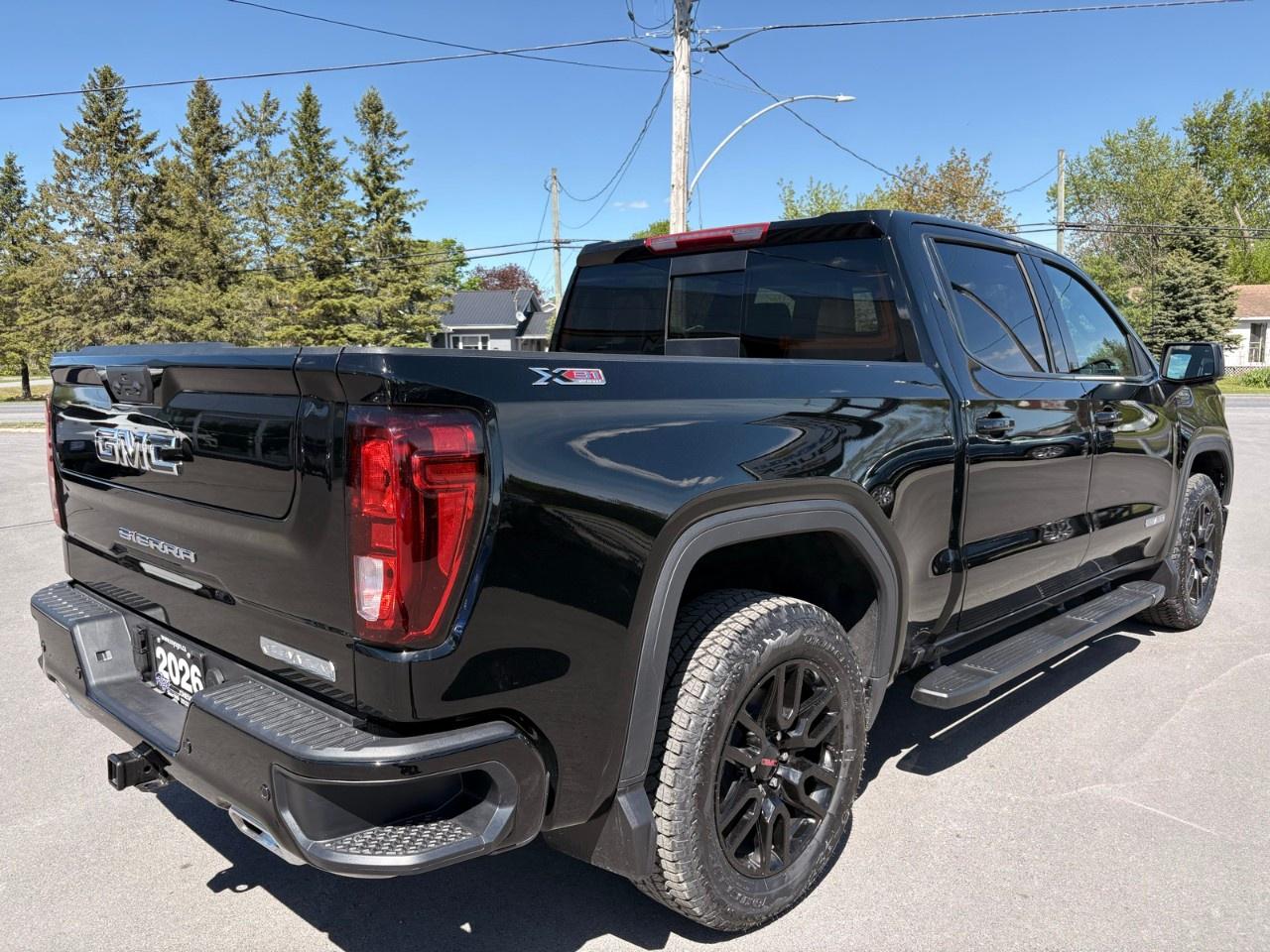 2026 GMC Sierra 1500 Crew Cab Short Box 4-Wheel Drive Elevation Photo