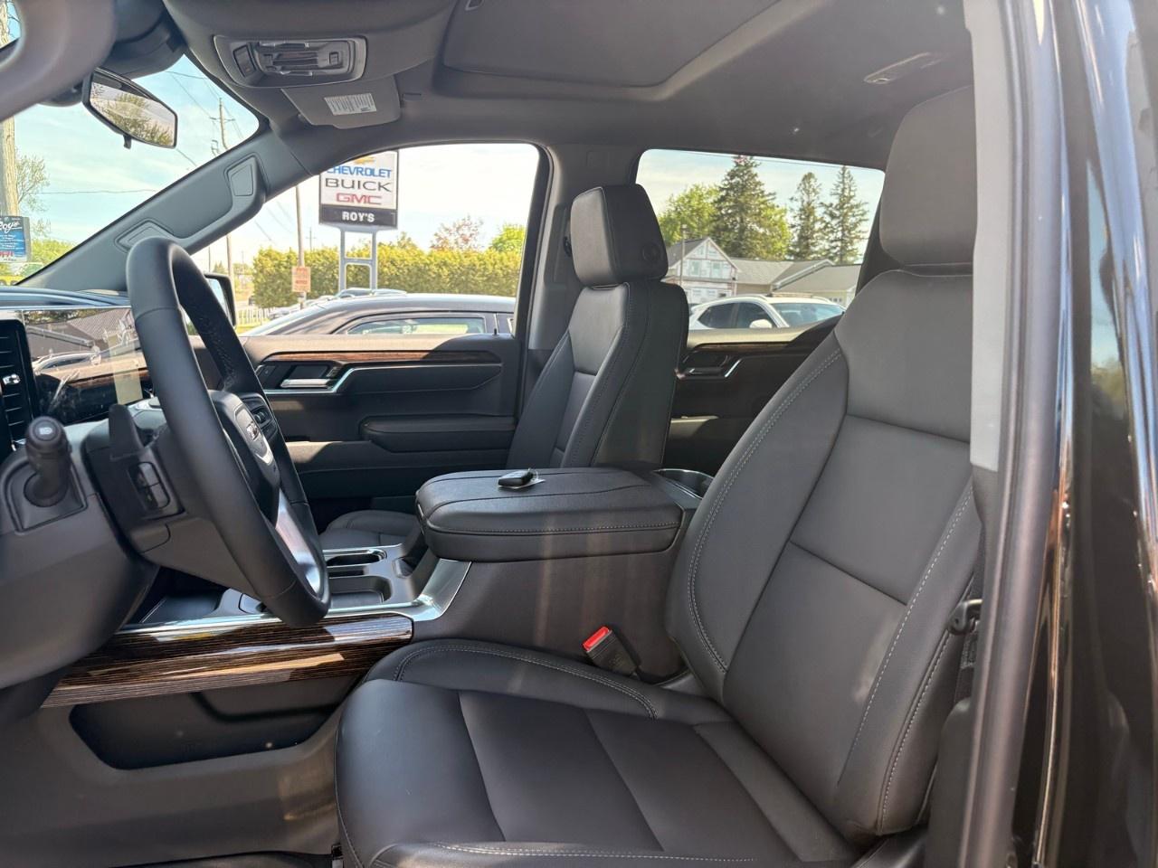 2026 GMC Sierra 1500 Crew Cab Short Box 4-Wheel Drive Elevation Photo