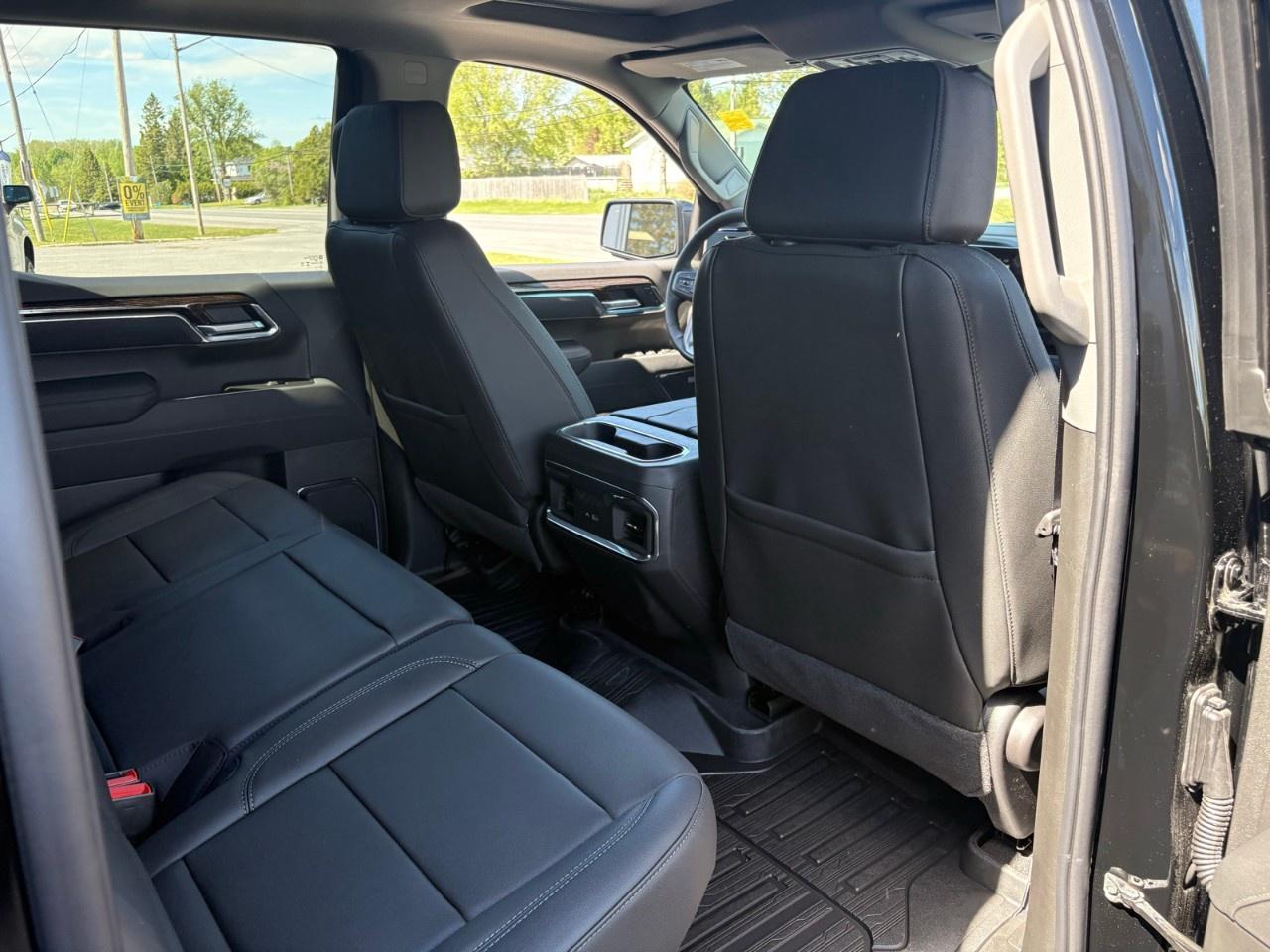 2026 GMC Sierra 1500 Crew Cab Short Box 4-Wheel Drive Elevation Photo
