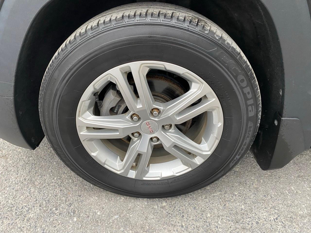 2020 GMC Terrain AWD SLE Photo