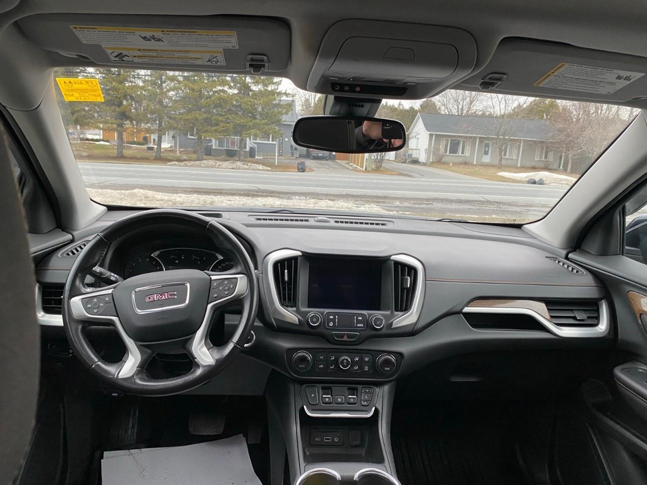 2020 GMC Terrain AWD SLE Photo