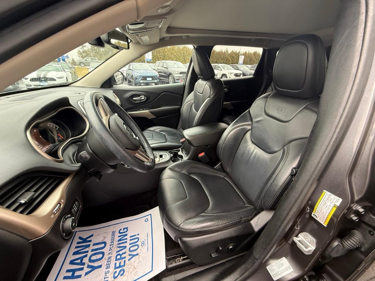 2017 Jeep Cherokee Limited 4dr 4x4 Photo