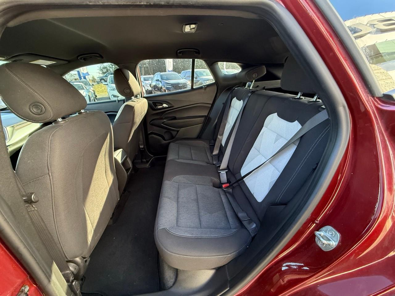 2024 Chevrolet Trax 1RS 4dr Front-Wheel Drive Photo