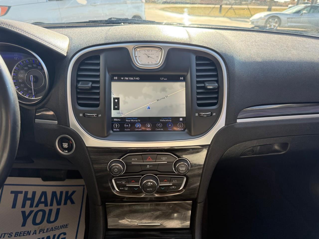 2018 Chrysler 300 Touring 4dr Rear-wheel Drive Sedan Photo