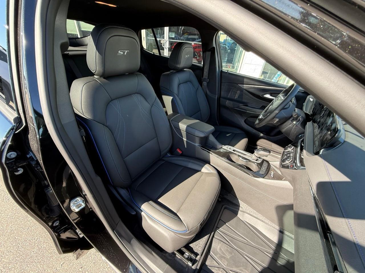 2026 Buick Envista Sport Touring 4dr Front-Wheel Drive Photo